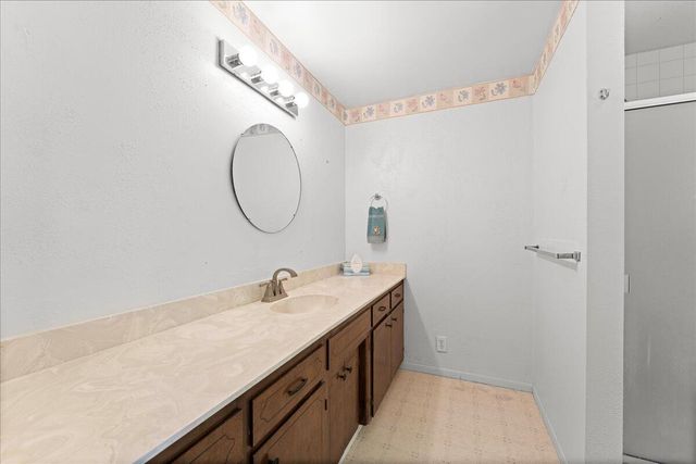 4093 Old Upton Road, Central Point, OR 97502