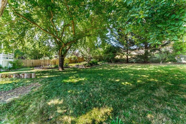 4093 Old Upton Road, Central Point, OR 97502