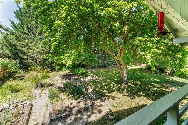 4093 Old Upton Road, Central Point, OR 97502