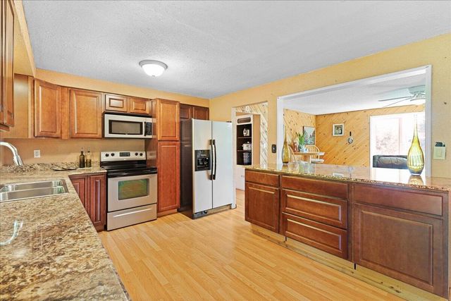 4093 Old Upton Road, Central Point, OR 97502