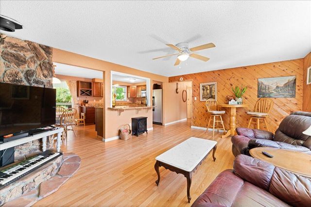 4093 Old Upton Road, Central Point, OR 97502