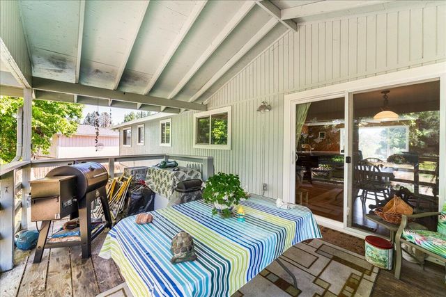 4093 Old Upton Road, Central Point, OR 97502