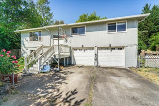 4093 Old Upton Road, Central Point, OR 97502