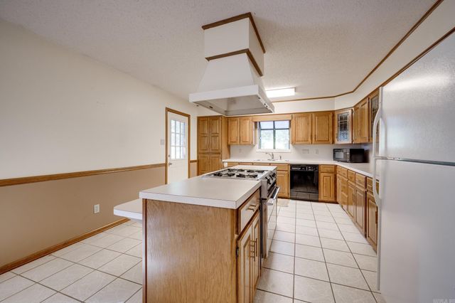 176 John Shelton Road, Jacksonville, AR 72076