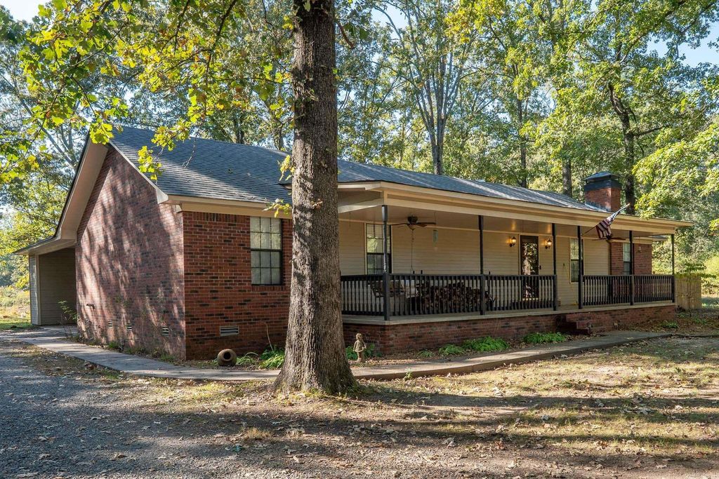 176 John Shelton Road, Jacksonville, AR 72076