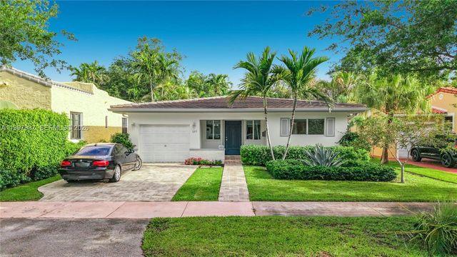 323 Velarde Ave, Coral Gables, FL 33134