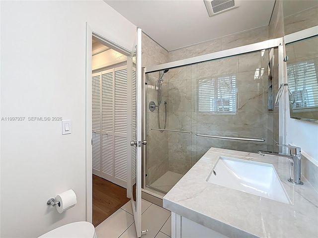 323 Velarde Ave, Coral Gables, FL 33134