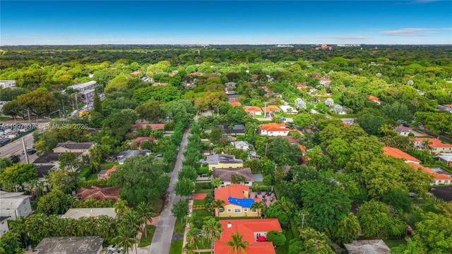 323 Velarde Ave, Coral Gables, FL 33134