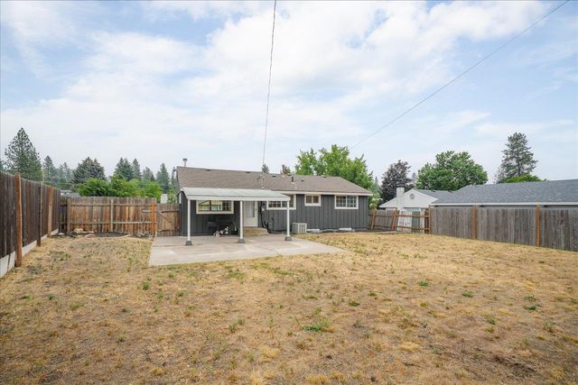 7001 N Adams St, Spokane, WA 99208