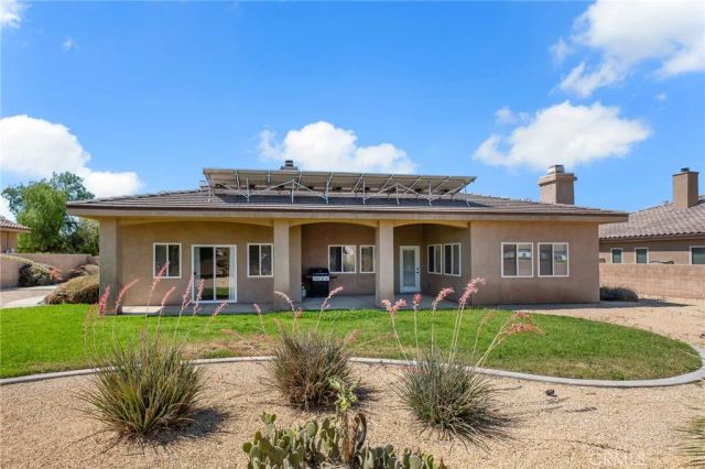 19274 Kanbridge Street, Apple Valley, CA 92308