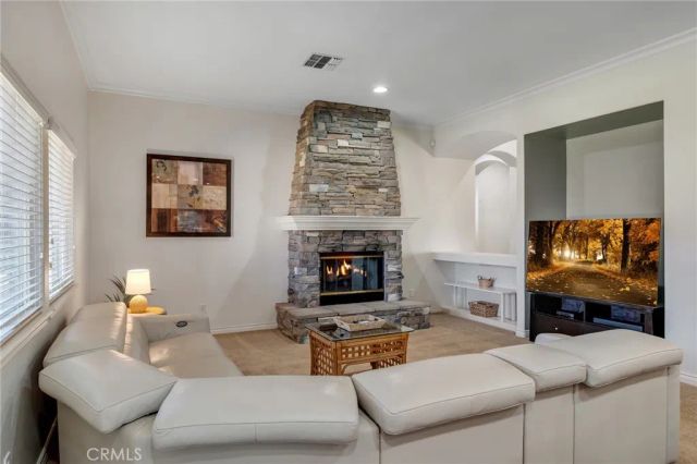 19274 Kanbridge Street, Apple Valley, CA 92308