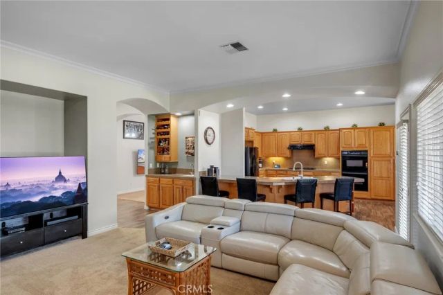 19274 Kanbridge Street, Apple Valley, CA 92308