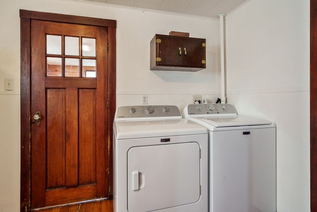 827 Sawyer Road, Rockford, IL 61109