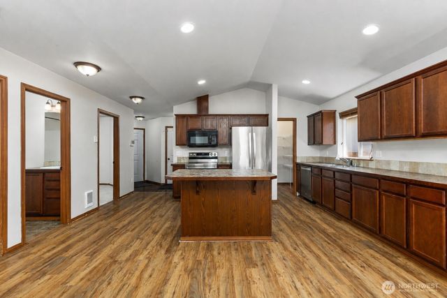 20406 7th Avenue Ct E, Spanaway, WA 98387