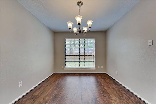 134 E Pathfinders Circle, The Woodlands, TX 77381