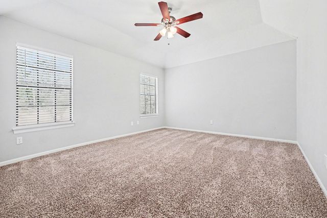 134 E Pathfinders Circle, The Woodlands, TX 77381