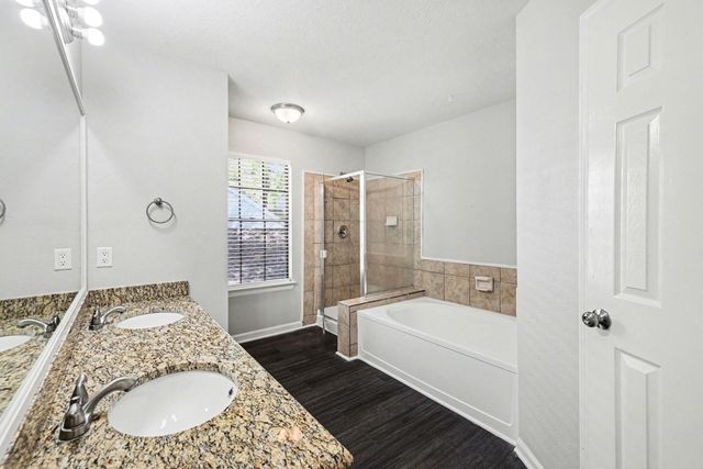 134 E Pathfinders Circle, The Woodlands, TX 77381