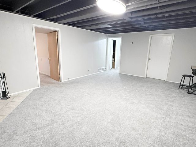 1740 N Kessler, Wichita, KS 67203