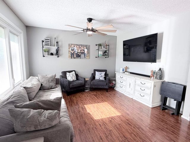 1740 N Kessler, Wichita, KS 67203