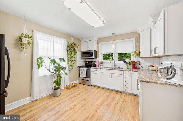35 BURNSIDE AVE, West Norriton, PA 19403