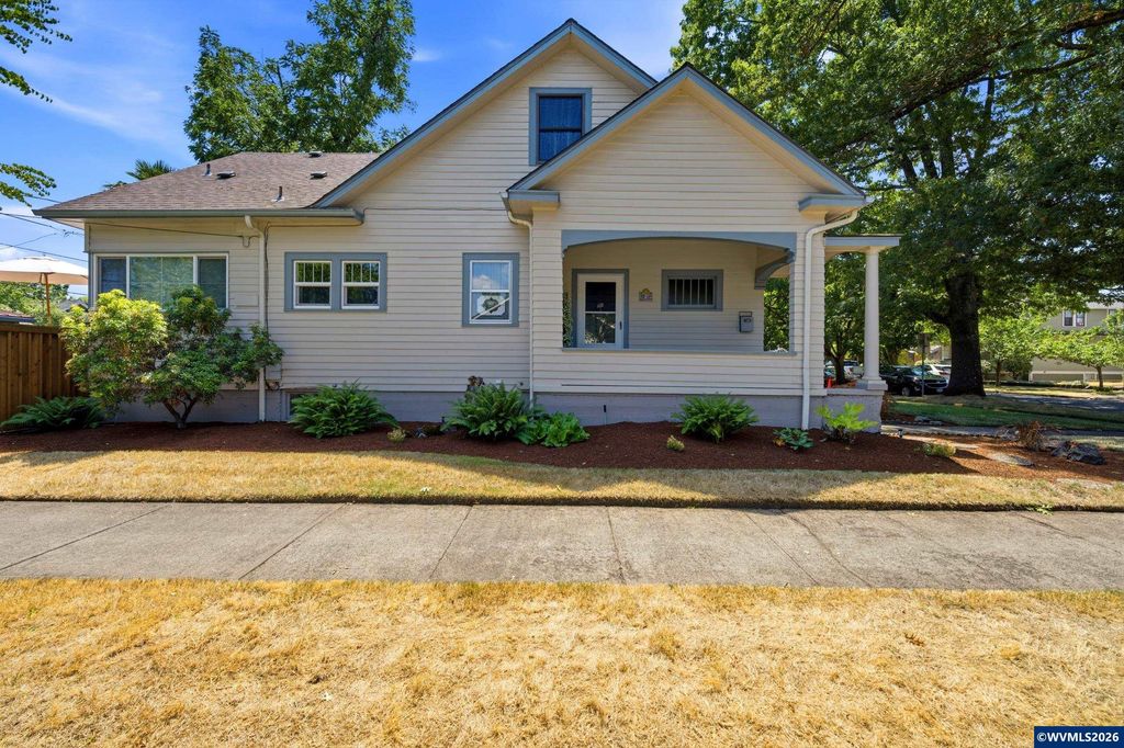 990 5th St NE, Salem, OR 97301