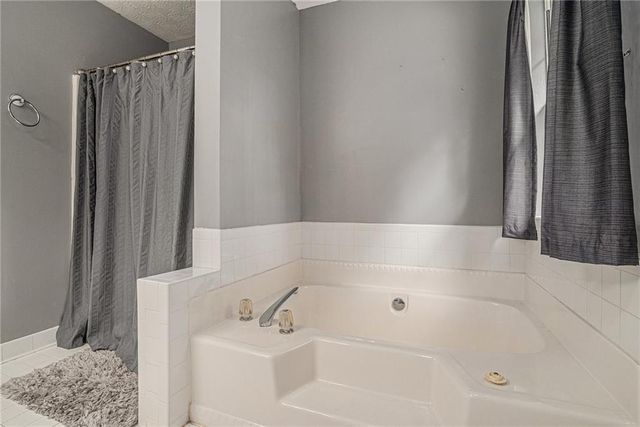 293 Country Lake Drive, Mcdonough, GA 30252