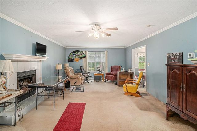 293 Country Lake Drive, Mcdonough, GA 30252