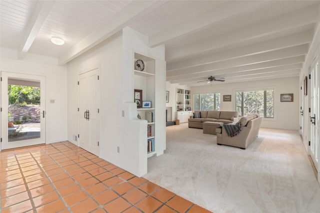 1006 Calle Catalina, Santa Fe, NM 87501