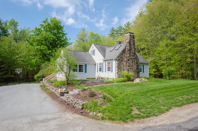 1038 Farrington Corner Road, Hopkinton, NH 03229