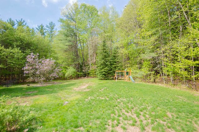 1038 Farrington Corner Road, Hopkinton, NH 03229