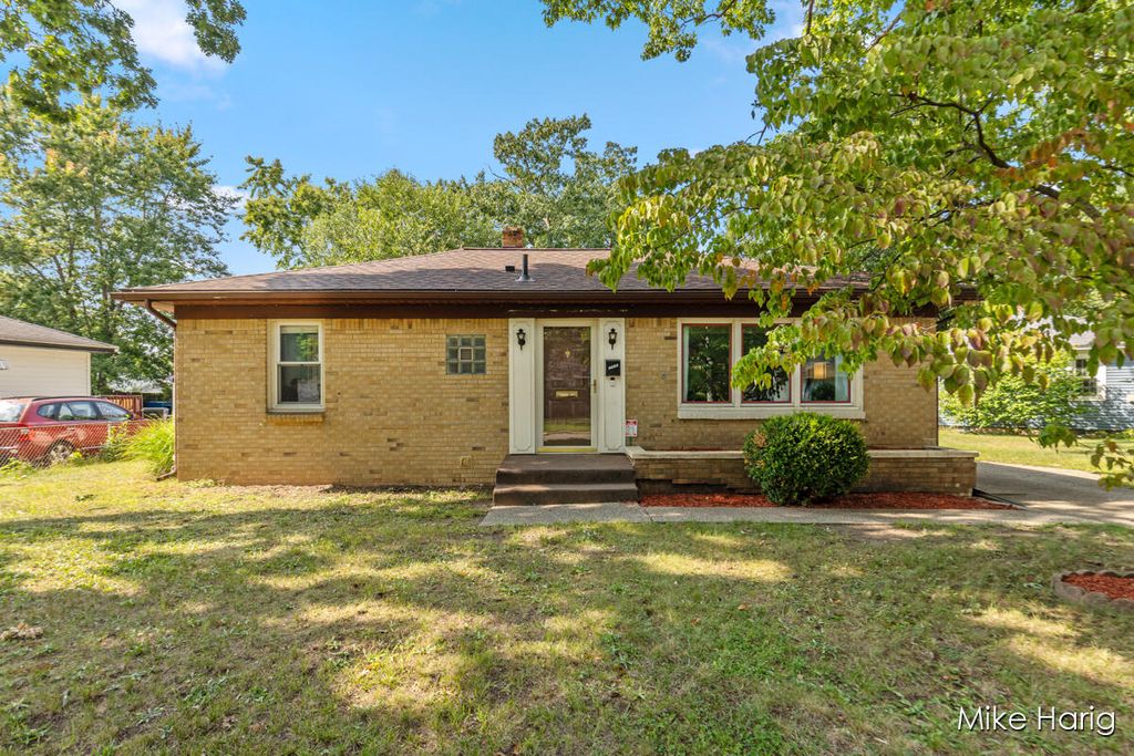 1935 Ithaca Street Sw, City Of Wyoming, MI 49519