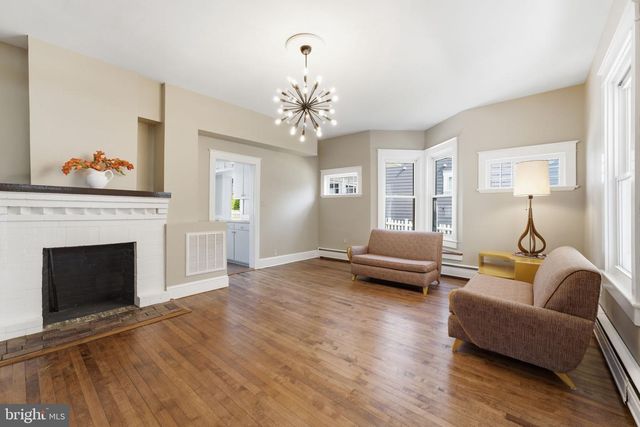 1106 MONROE ST, Herndon, VA 20170