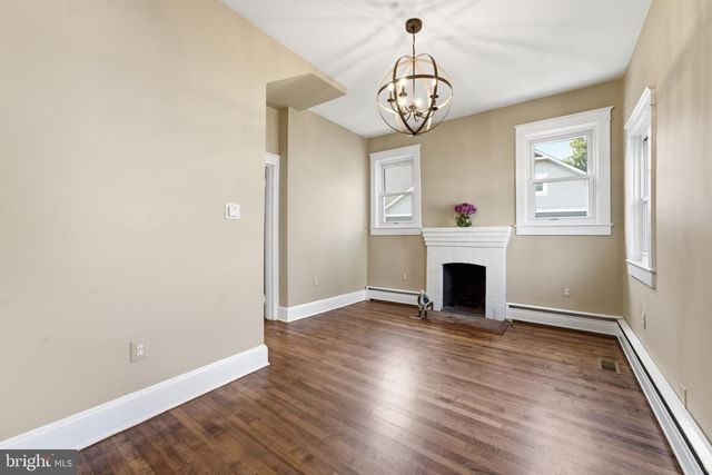 1106 MONROE ST, Herndon, VA 20170