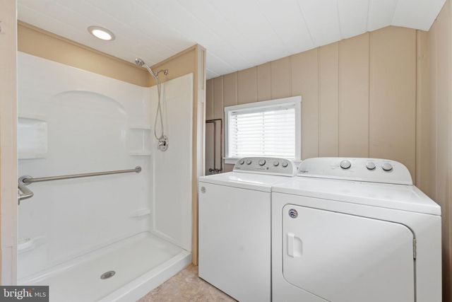 1106 MONROE ST, Herndon, VA 20170