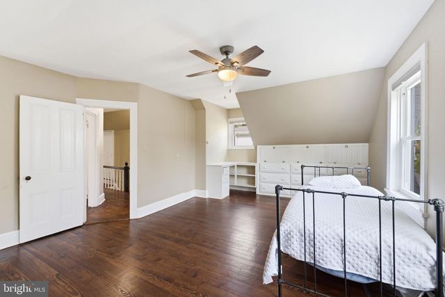 1106 MONROE ST, Herndon, VA 20170