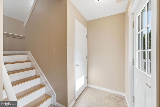 1106 MONROE ST, Herndon, VA 20170