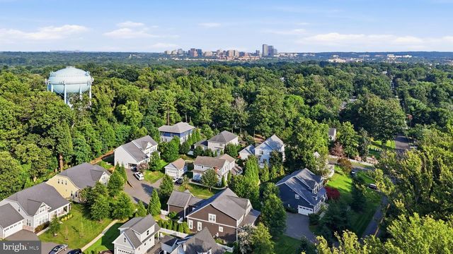 1106 MONROE ST, Herndon, VA 20170