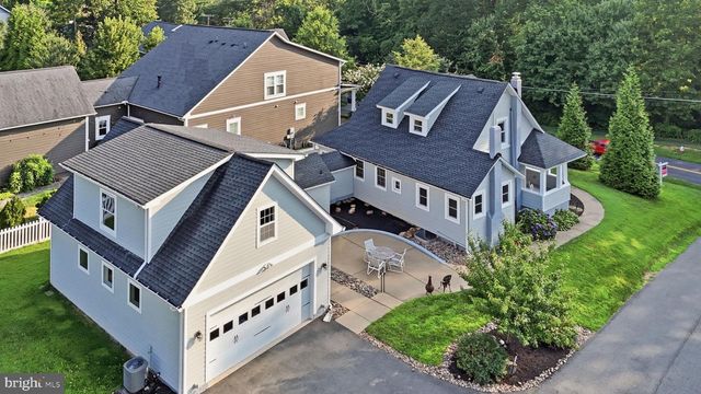1106 MONROE ST, Herndon, VA 20170