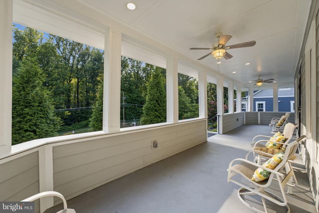 1106 MONROE ST, Herndon, VA 20170