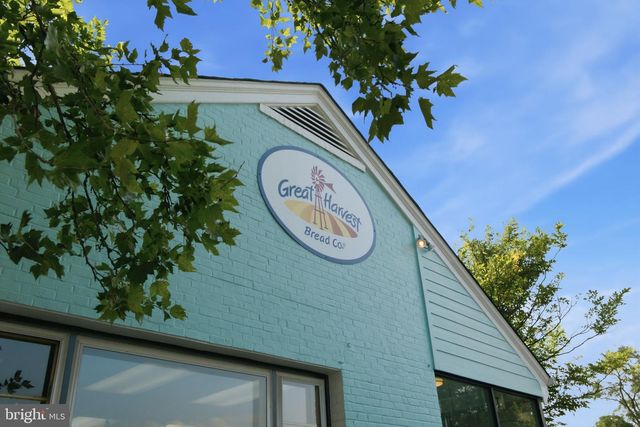 1106 MONROE ST, Herndon, VA 20170