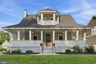 1106 MONROE ST, Herndon, VA 20170