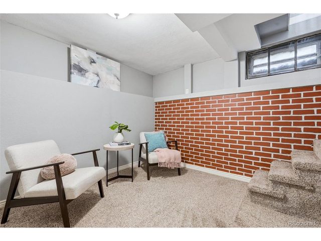 4186 S Lincoln St, Englewood, CO 80113
