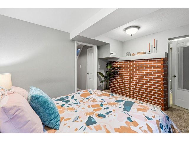 4186 S Lincoln St, Englewood, CO 80113