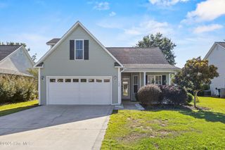 130 Azalea Drive, Hampstead, NC 28443