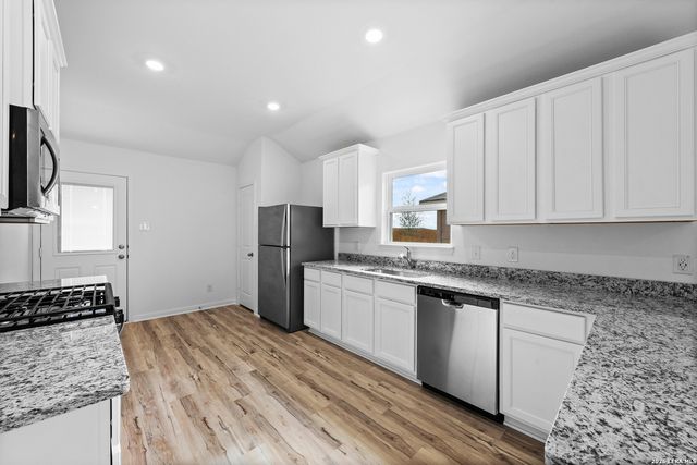 15107 Telfaire Meadow, Von Ormy, TX 78073
