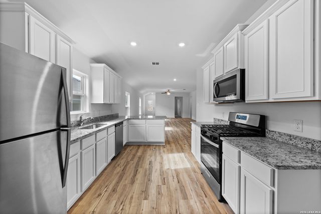 15107 Telfaire Meadow, Von Ormy, TX 78073