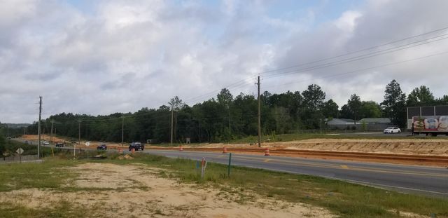4.19 acres PJ Adams Pkwy, Crestview, FL 32536