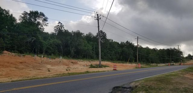 4.19 acres PJ Adams Pkwy, Crestview, FL 32536