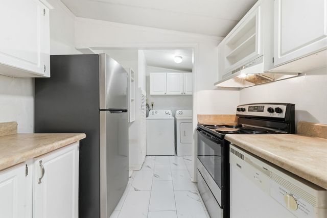 8011 McLamb Dr., Myrtle Beach, SC 29588