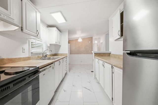 8011 McLamb Dr., Myrtle Beach, SC 29588